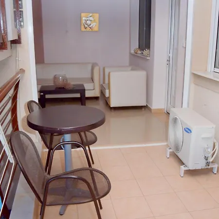 Rodolithos ستافروس