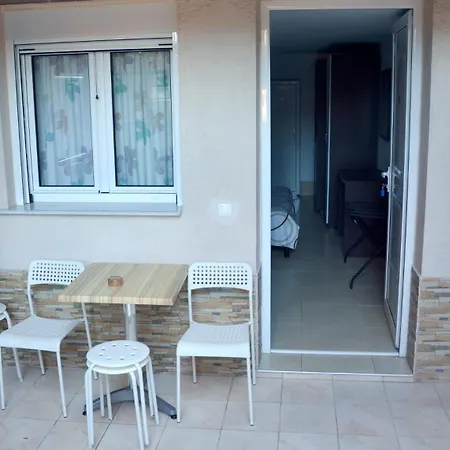 Rodolithos ستافروس