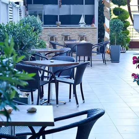 Apartment Rodolithos *