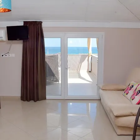 Apartment Rodolithos *