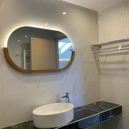 Rodolithos Σταυρός