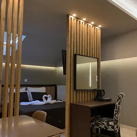 Rodolithos * Σταυρός