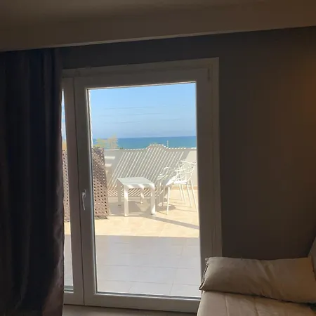 Διαμέρισμα Rodolithos