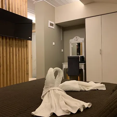 Rodolithos * Σταυρός